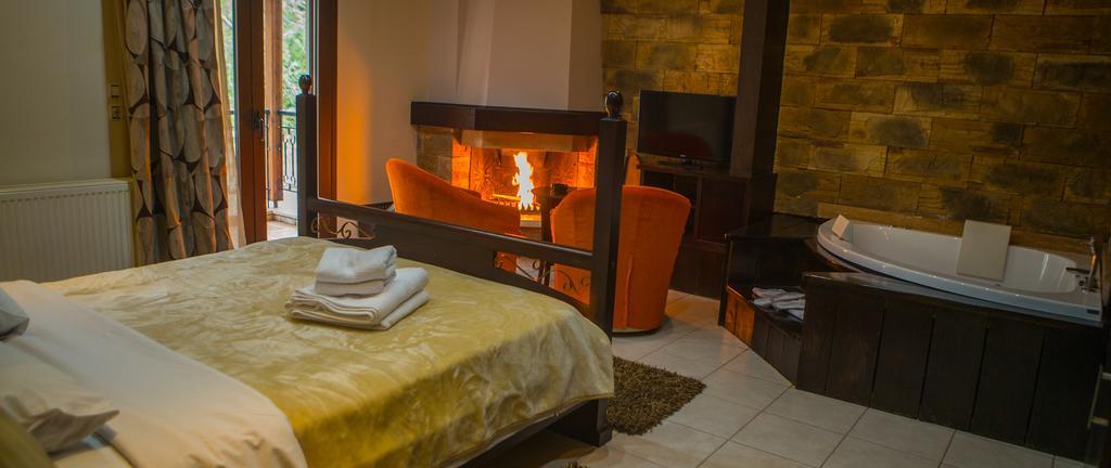 Nostos Hotel Káto Loutrákion Eksteriør billede