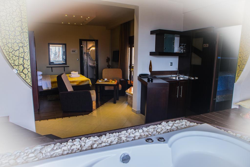 Nostos Hotel Káto Loutrákion Eksteriør billede