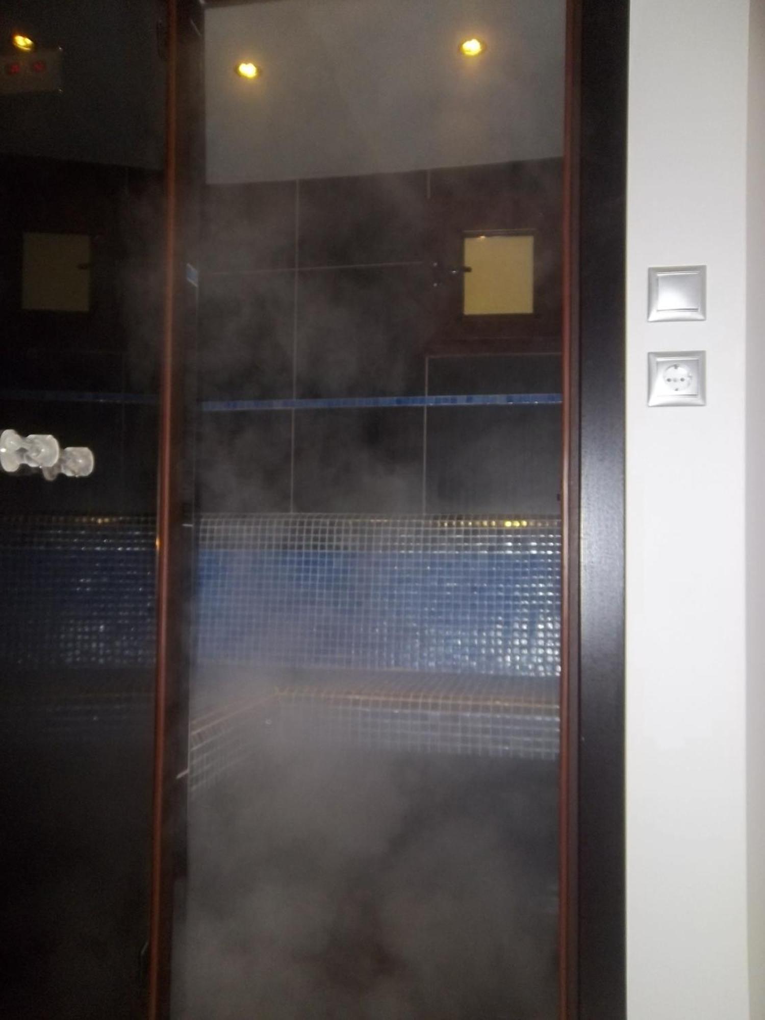 Nostos Hotel Káto Loutrákion Eksteriør billede